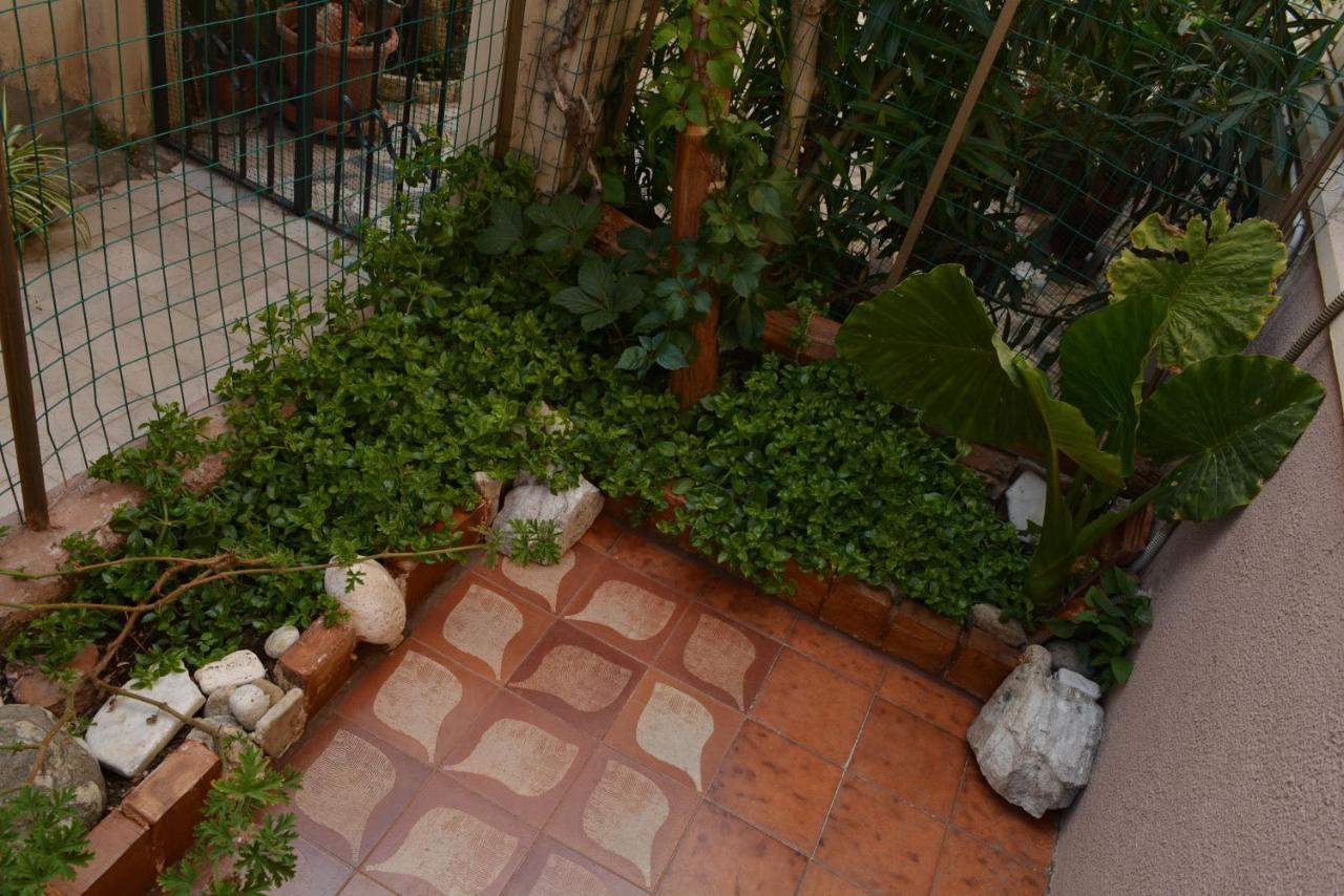 Mediterraneo Reggio di Calabria Bagian luar foto